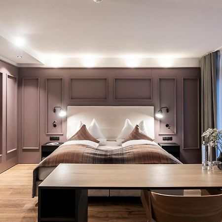 Hotel Garberhof Malles Venosta Bagian luar foto